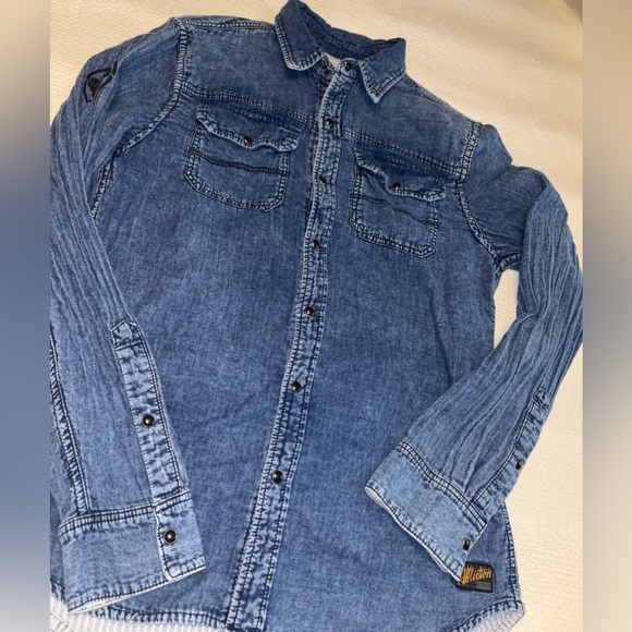 Affliction Reversible Dark Blue Denim Shirt with Graphic Back
Size Medium - Picture 8 of 12